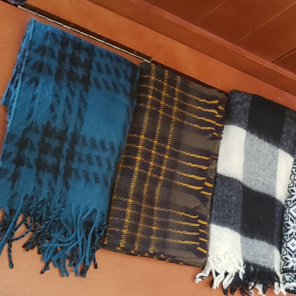 Assorted Plaid + Patterned Blanket Scarves - image 3